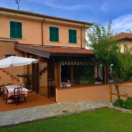 Da Marco 2* Пиньйоне